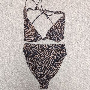 Skatie Sarah Top And Monroe Bottom In Zambezi Print Bikini - Black and Tan